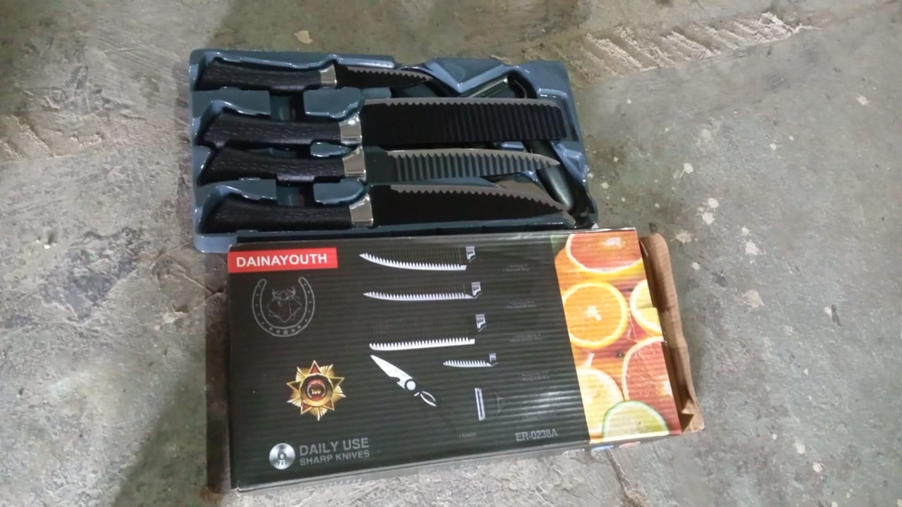 Stainless Steel Knife Set With Chef Peeler And Scissor (6 Pieces) Stainless Steel Knife Set With Chef Peeler And Scissor (6 Pieces)